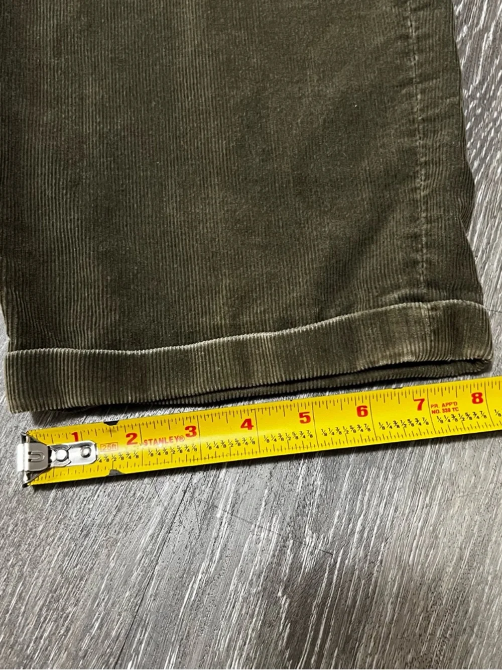 Vintage 70s Eddie Bauer Corduroy Baggy Pants 34x27 Green Cuffed Pleated Skate